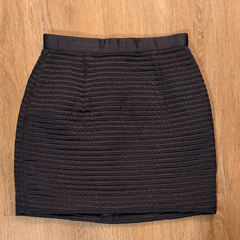 Chic Black Quilted Mini Skirt